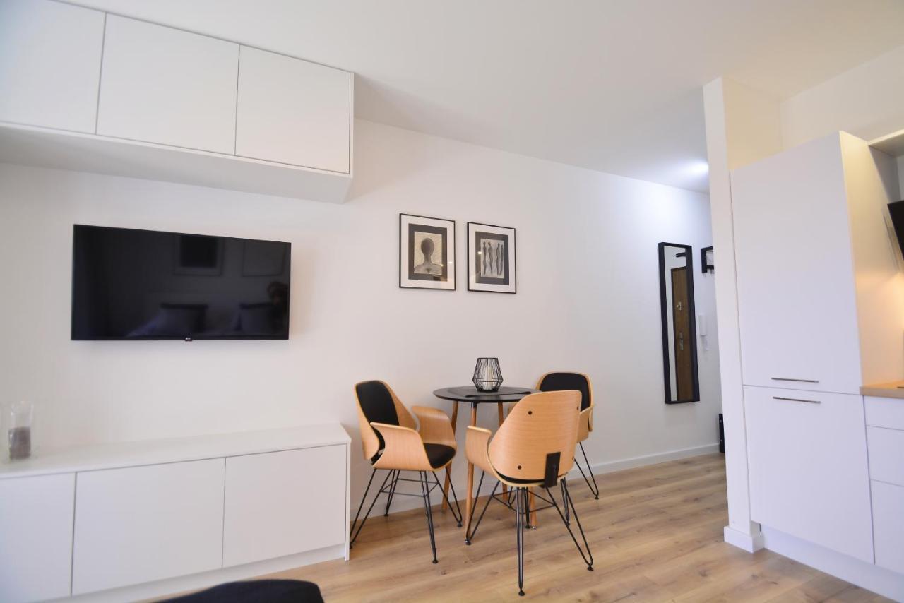 Apartamenty Bryza-Matejki 1B-Parking ชวีโนวิชแจ ภายนอก รูปภาพ