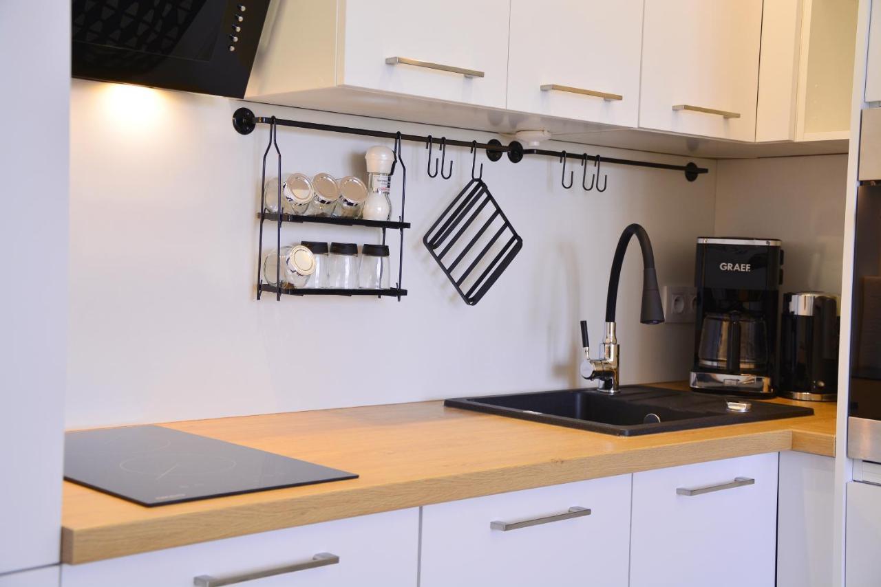 Apartamenty Bryza-Matejki 1B-Parking ชวีโนวิชแจ ภายนอก รูปภาพ