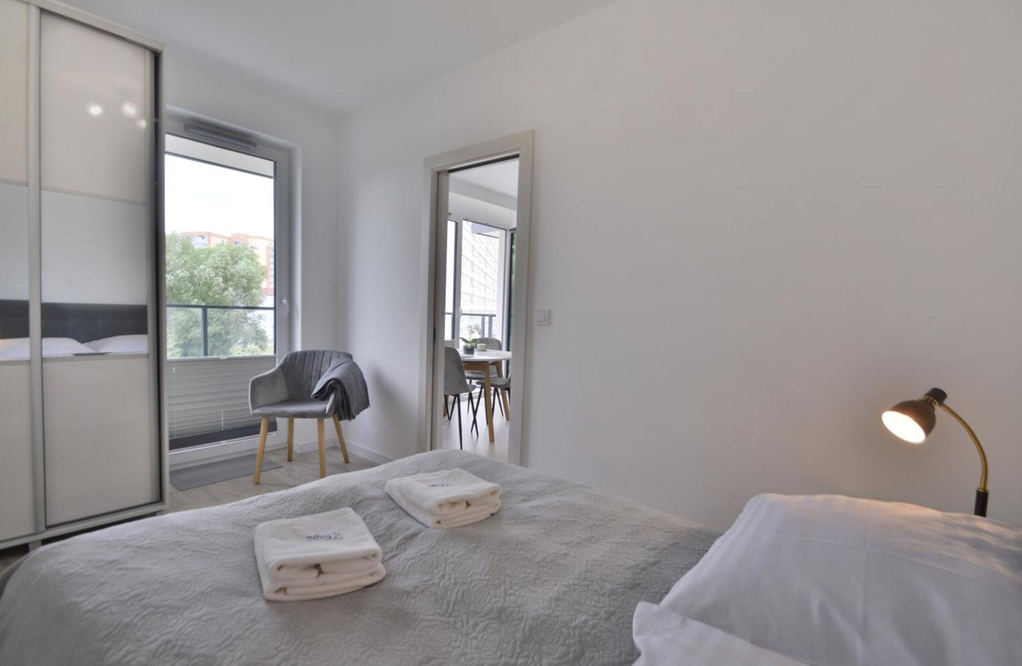 Apartamenty Bryza-Matejki 1B-Parking ชวีโนวิชแจ ภายนอก รูปภาพ